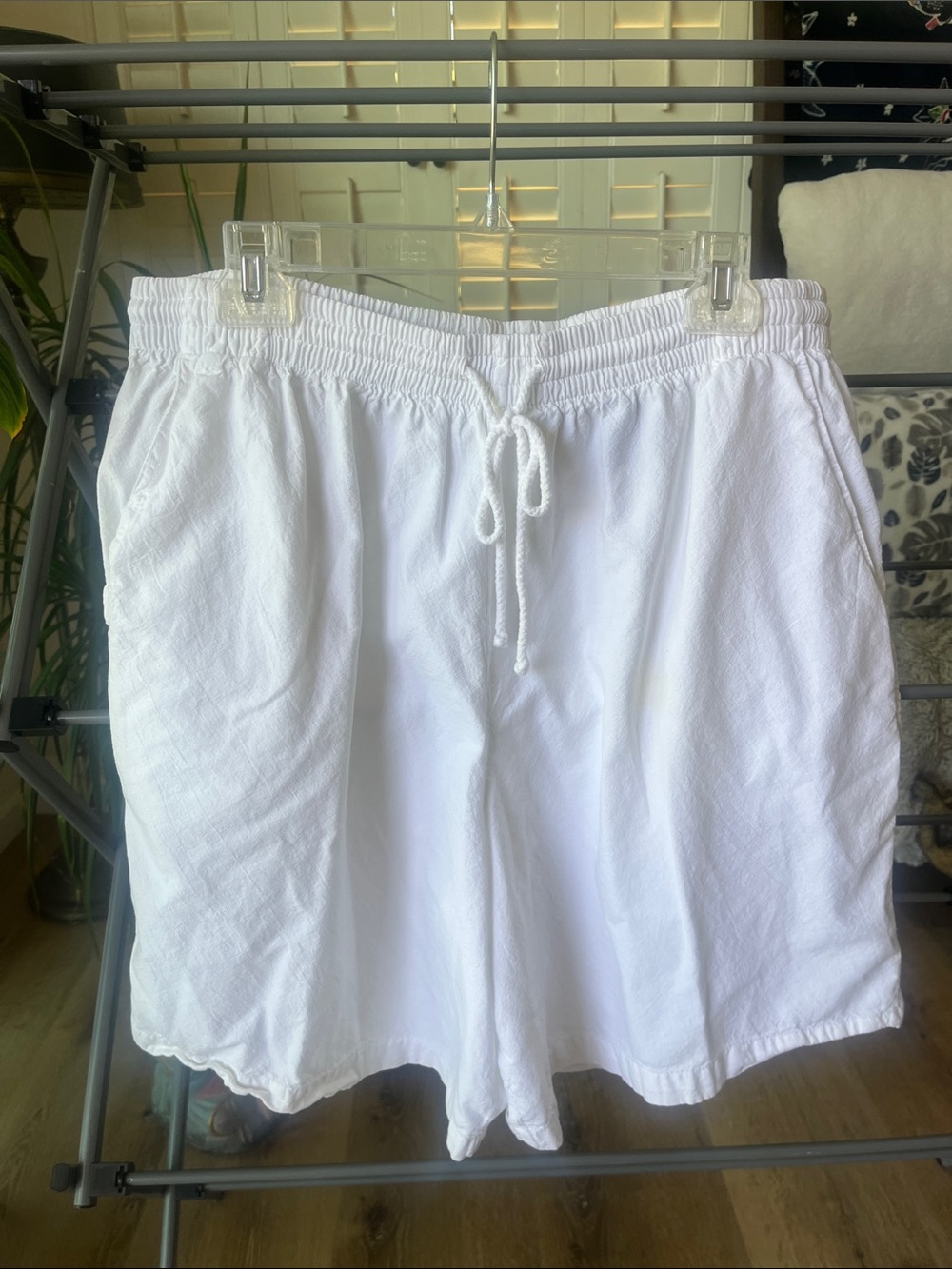 Women's White Drawstring Bermuda Shorts 100% cotton
